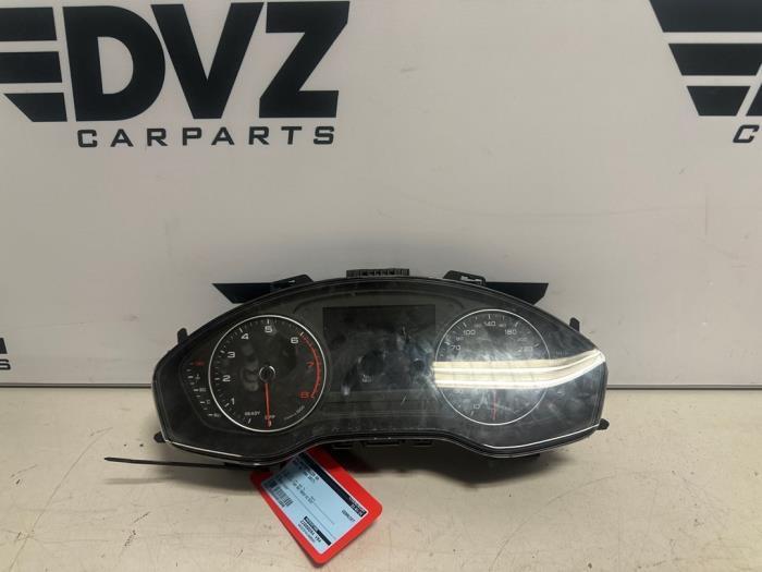 Kilometerteller KM van een Audi A4, Auto-onderdelen, Dashboard en Schakelaars, Audi, Gebruikt, 3 maanden garantie, Ophalen of Verzenden