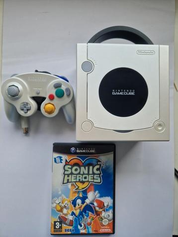 Gamecube Pearl White set compleet met Sonic heroes beschikbaar voor biedingen