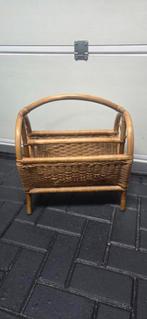 Vintage Rotan Tijdschriftenrek, Huis en Inrichting, Woonaccessoires | Krantenbakken en Lectuurbakken, Ophalen, Zo goed als nieuw