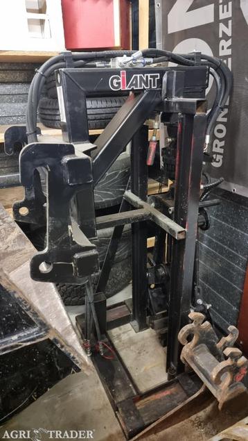 Giant beschikbaar voor biedingen