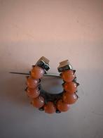 Antieke paardenhoef broche – zilverkleurig – echt koraal, Sieraden, Tassen en Uiterlijk, Broches, Ophalen of Verzenden, Zo goed als nieuw