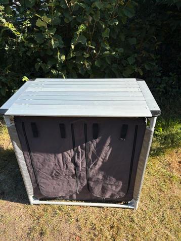 Base Camp Campingkast keuken beschikbaar voor biedingen