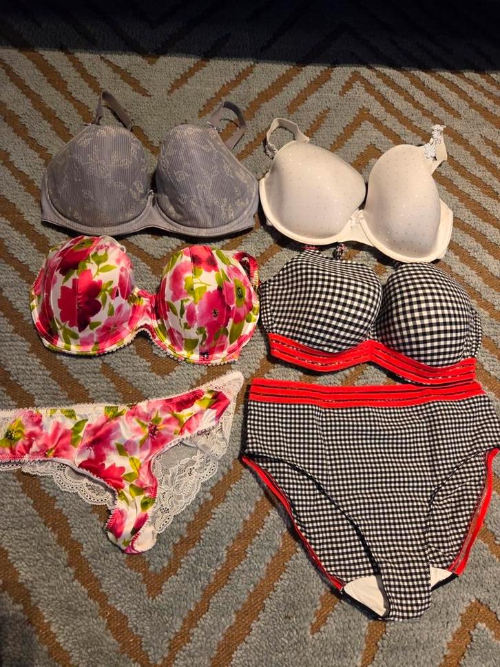 BH's mt 75F, Kleding | Dames, Ondergoed en Lingerie, BH, Overige kleuren, Ophalen of Verzenden