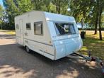Nette Knaus Mustang te koop met mover en voortent, Vast bed, Treinzit, 750 - 1000 kg, Particulier