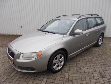 Volvo V70 2.0 Summum ( APK 22-09-2025 ) (bj 2008) beschikbaar voor biedingen