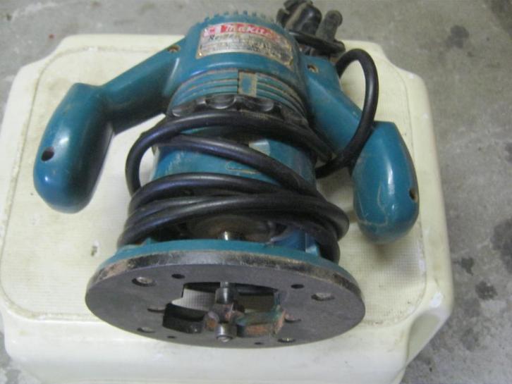 Makita bovenfrees, Doe-het-zelf en Verbouw, Gereedschap | Freesmachines, Gebruikt, Elektrisch, Bovenfrees, Ophalen of Verzenden