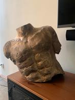 Borstbeeld goudkleurig kunstobject klei/keramiek., Ophalen