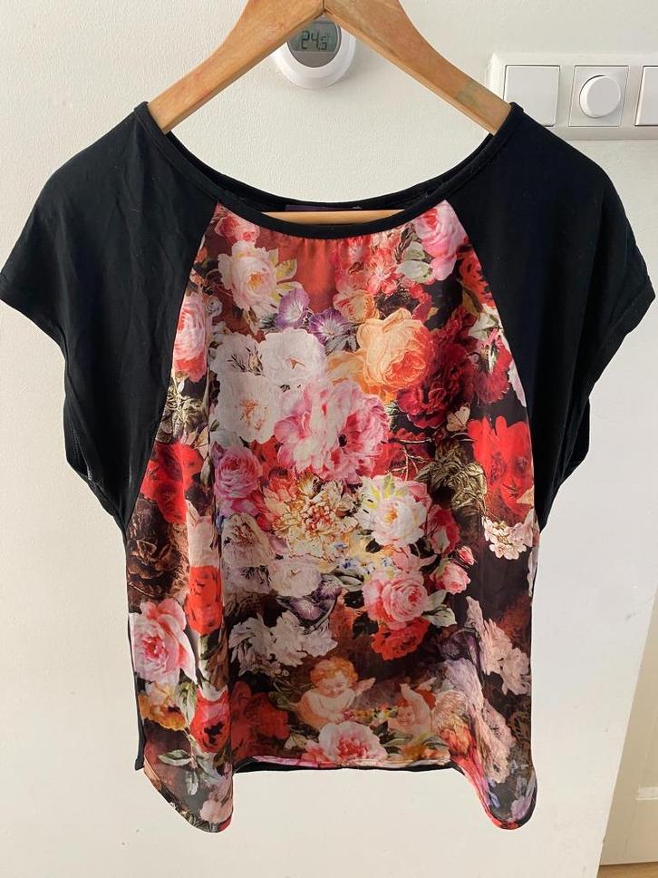 Studio Anneloes Top met rozen maat M, Kleding | Dames, Tops, Zo goed als nieuw, Maat 38/40 (M), Zwart, Korte mouw, Ophalen of Verzenden