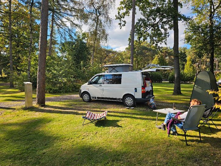 ZEER COMPLETE BUSCAMPER, recent onderhoud en APK, Caravans en Kamperen, Campers, Particulier, tot en met 2, Buscamper of Camperbus