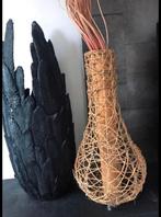 Grote vaas gevlochten: hout en riet, Huis en Inrichting, Overige kleuren, Ophalen of Verzenden, Minder dan 50 cm, Glas