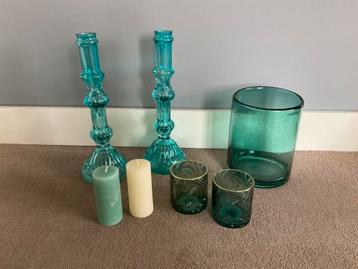 Leuke turquoise woonaccessoires beschikbaar voor biedingen