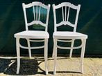 2 witte brocante stoelen - stevig genoeg om op te zitten, Ophalen, Gebruikt, Twee, Wit