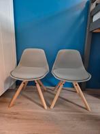 2 grijze stoeltjes voor peuters/kleuters, Kinderen en Baby's, Kinderkamer | Tafels en Stoelen, Ophalen, Gebruikt, Stoel(en)