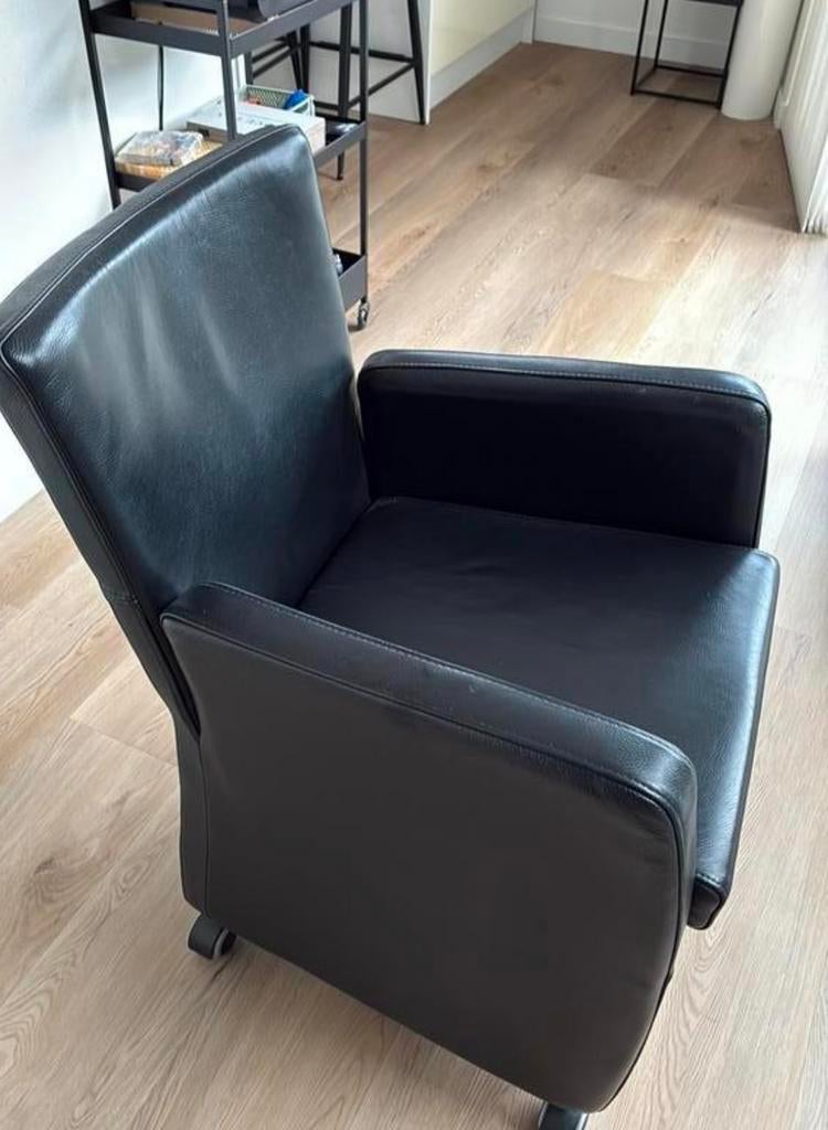 Mooie zwarte fauteuils echt leder, Ophalen, Zo goed als nieuw, 75 tot 100 cm, 50 tot 75 cm