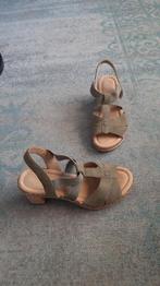 Taupekleurige, groengrijze sandaal van het merk Gabor. Maat, Ophalen of Verzenden, Zo goed als nieuw, Sandalen of Muiltjes