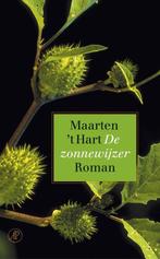 De zonnewijzer van Maarten 't Hart, Ophalen of Verzenden, Gelezen, Maarten 't Hart, Nederland
