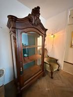 antieke vitrinekast, Ophalen