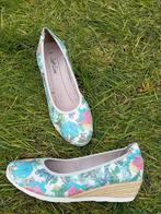 dames schoen met bloemenprint maat 40, sleehak. nieuw, Ophalen of Verzenden, Nieuw, Overige kleuren