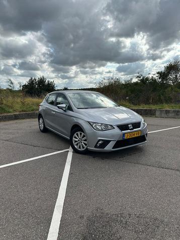 Seat Ibiza 1.0 MPI 75pk 2019 Grijs - zeer compleet en zuinig beschikbaar voor biedingen