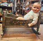 Antieke wieg, schommelwieg Pop, Beer, Babypop, Baby., Ophalen of Verzenden