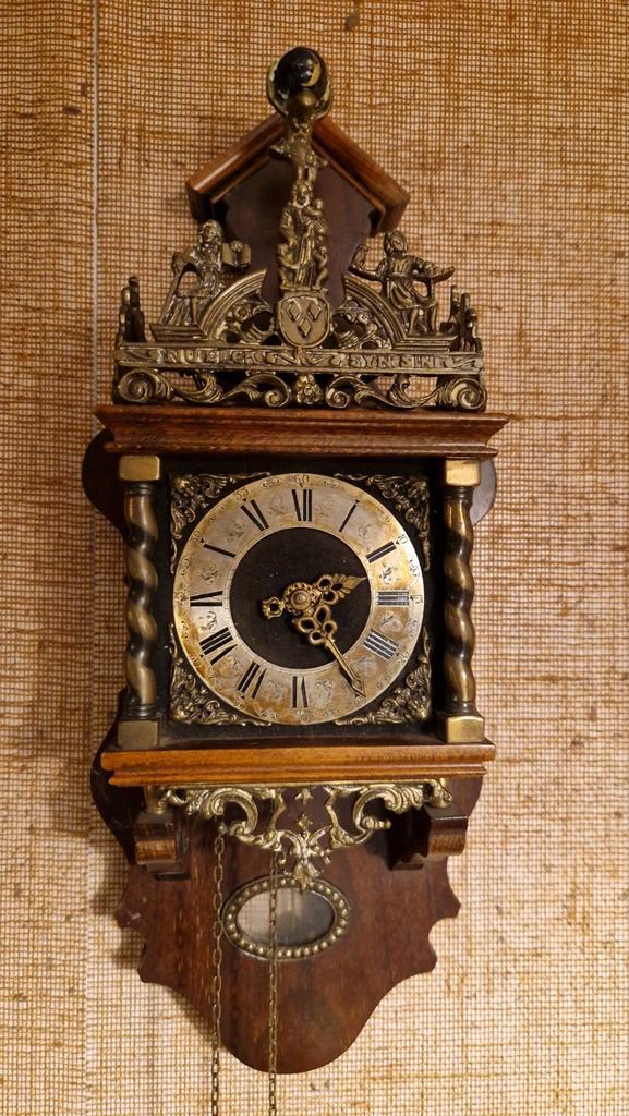 Antieke Wandklok met Gewichten, Antiek en Kunst, Antiek | Klokken, Ophalen of Verzenden