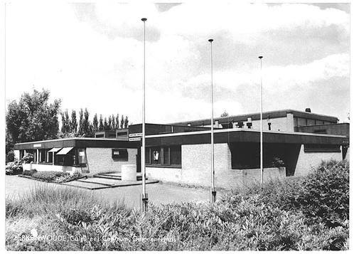 964745	Berkenwoude	Cultureel Centrum ZH	Gemeentehuis	 Nette, Verzamelen, Ansichtkaarten | Nederland, Ongelopen, Zuid-Holland, 1960 tot 1980