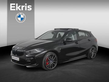 BMW 1-serie 118i M-Sport Pro | Glazen Panoramadak | 19" Dubb beschikbaar voor biedingen