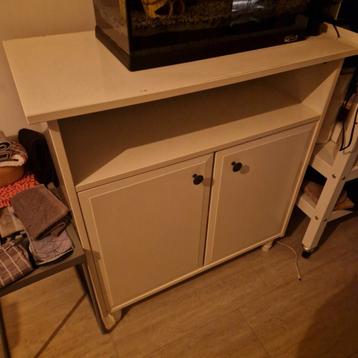 Kast - 84x44x87 cm beschikbaar voor biedingen