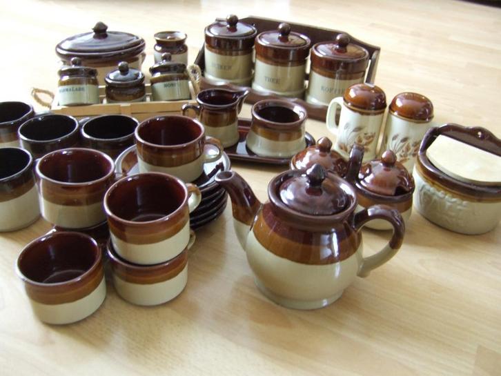 Nieuw retro/ vintage servies, Huis en Inrichting, Keuken | Servies, Nieuw, Overige stijlen, Ophalen of Verzenden