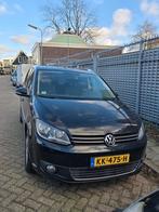 Volkswagen Touran 1.4 TSI Dsg7 Cross 2010 met motorschade, Auto's, Volkswagen, 15 km/l, 4 cilinders, 1436 kg, Zwart