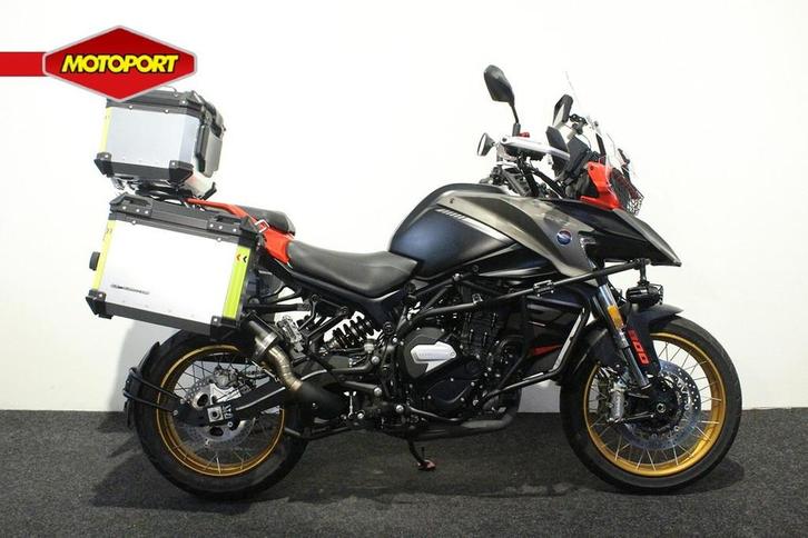 QJMOTOR SRT 800 SX TOURING (bj 2025), Motoren, Motoren | Overige merken, Bedrijf, Toermotor