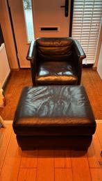 Gratis, Zwarte leren poef., Huis en Inrichting, Ophalen, Gebruikt, Vierkant, Leer