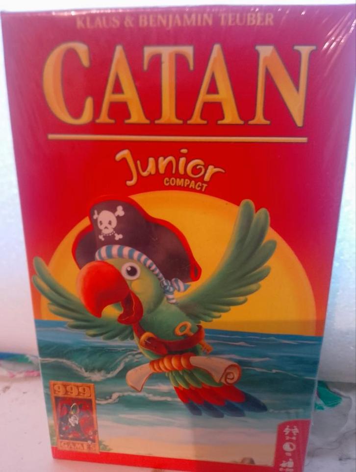 Catan Junior Compact - Bordspel, Hobby en Vrije tijd, Gezelschapsspellen | Bordspellen, Zo goed als nieuw, Drie of vier spelers