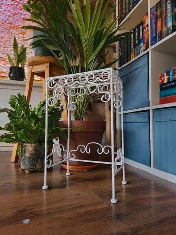 Brocante plantentafeltje 32x20x50