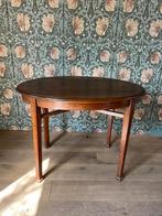 Antieke houten bijzettafel ovaal–Eikenhout,elegant afgewerkt, Antiek en Kunst, Antiek | Meubels | Tafels, Ophalen