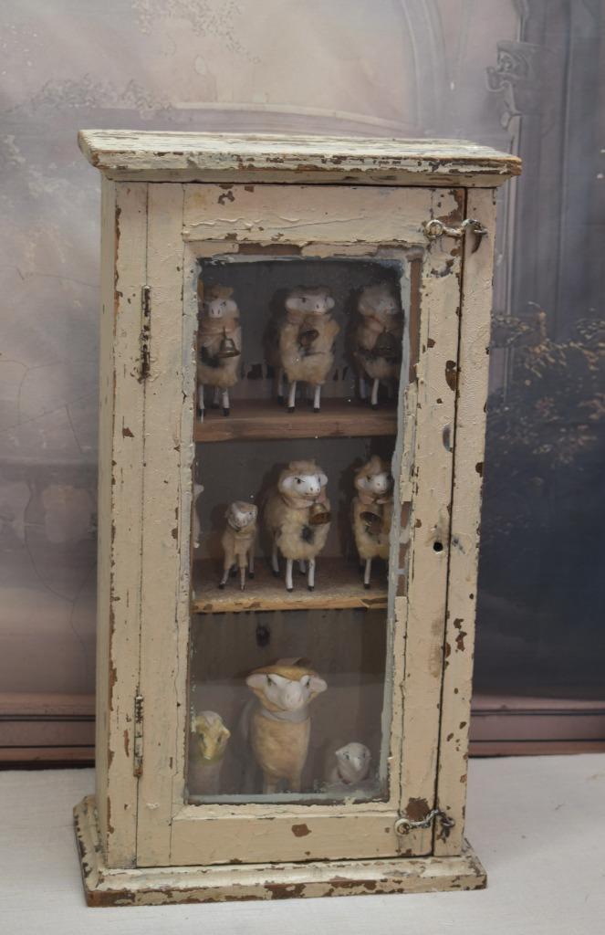 Oud Frans Vitrine Kastje. "Uit Aletta's Tijd", Antiek en Kunst, Antiek | Woonaccessoires, Ophalen of Verzenden