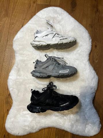 Balenciaga track wit / zwart / grijs beschikbaar voor biedingen