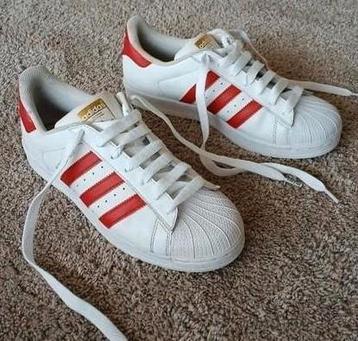 Adidas Superstar 41 1/3 topstaat  beschikbaar voor biedingen