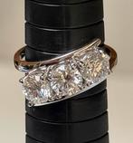 Gouden ring met 3 diamanten totaal 2.12ct met certificaat!, Nieuw, Ophalen of Verzenden, 17 tot 18, Met edelsteen