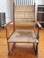 Stoel met armleuning, Huis en Inrichting, Stoelen, Ophalen, Bruin, Zo goed als nieuw, Eén