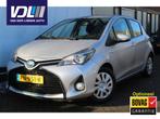 Toyota Yaris 1.5 Hybrid Aspiration Parkeercamera (bj 2015), Auto's, Gebruikt, Euro 6, 4 cilinders, 49 €/maand