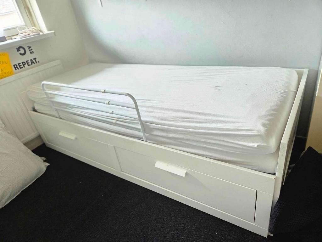 Brimnes Uitschuifbed - Ideaal voor logees!, Gebruikt, 70 tot 85 cm, Ophalen of Verzenden, Lattenbodem