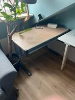 In hoogte verstelbaar bureau, Ophalen, In hoogte verstelbaar, Gebruikt, Bureau