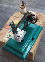 Om 1950 Merk Casige Kinder Naaimachine Naai Machine Germany, Antiek en Kunst, Ophalen of Verzenden