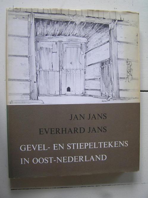 Gevel- en stiepeltekens in Oost-Nederland., Boeken, Geschiedenis | Stad en Regio, Zo goed als nieuw, 20e eeuw of later, Ophalen of Verzenden