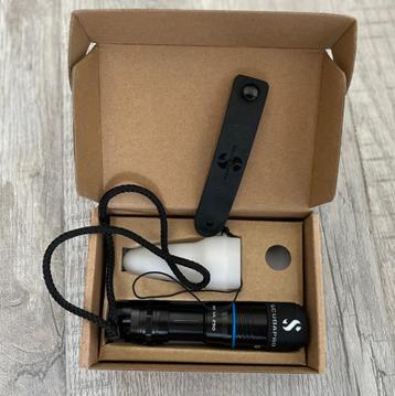 duiklamp Scubapro Nova250 beschikbaar voor biedingen