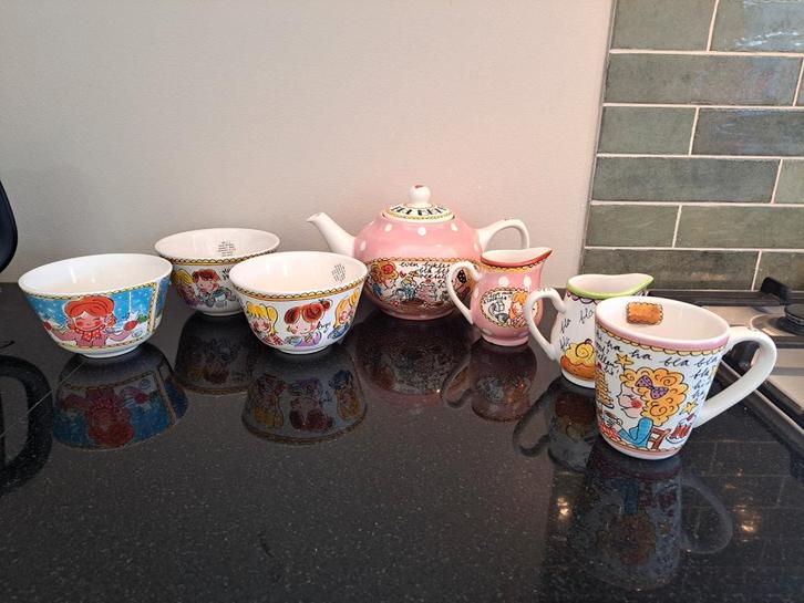 Diverse blond amsterdam o.a. theepot, melkkan, mok, kommen, Huis en Inrichting, Keuken | Servies, Overige typen, Blond Amsterdam