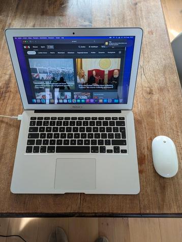 MacBook Air 2015 | 13 inch | 8GB | 256GB | accu als nieuw beschikbaar voor biedingen