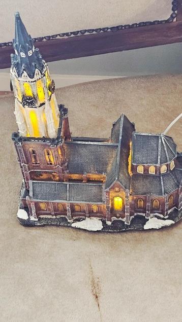 Typisch Hollands Nieuwe Kerk van Amsterdam voor kerstdorp beschikbaar voor biedingen