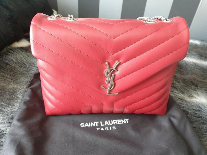 Saint Laurent rood leren Loulou tas medium, Sieraden, Tassen en Uiterlijk, Tassen | Damestassen, Nieuw, Schoudertasje, Rood, Ophalen of Verzenden